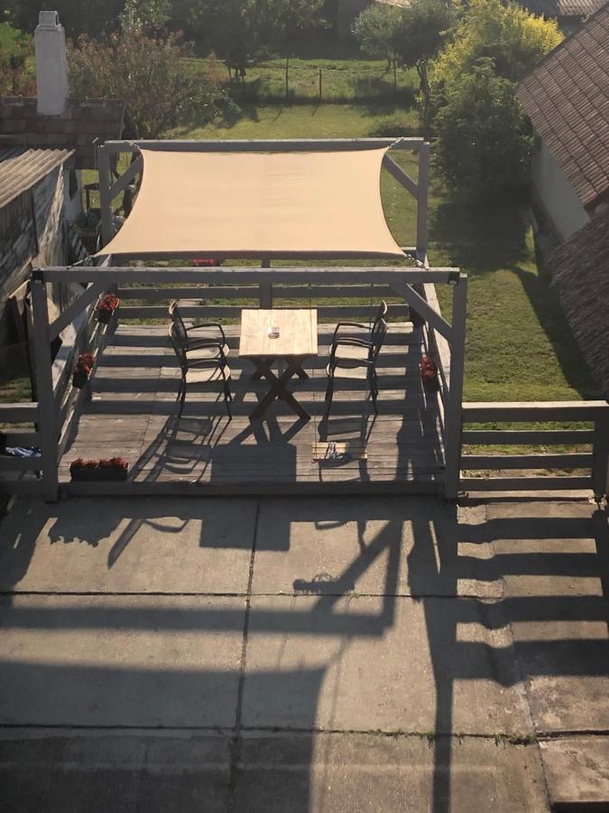 Pupos Apartman Szigliget Exterior photo